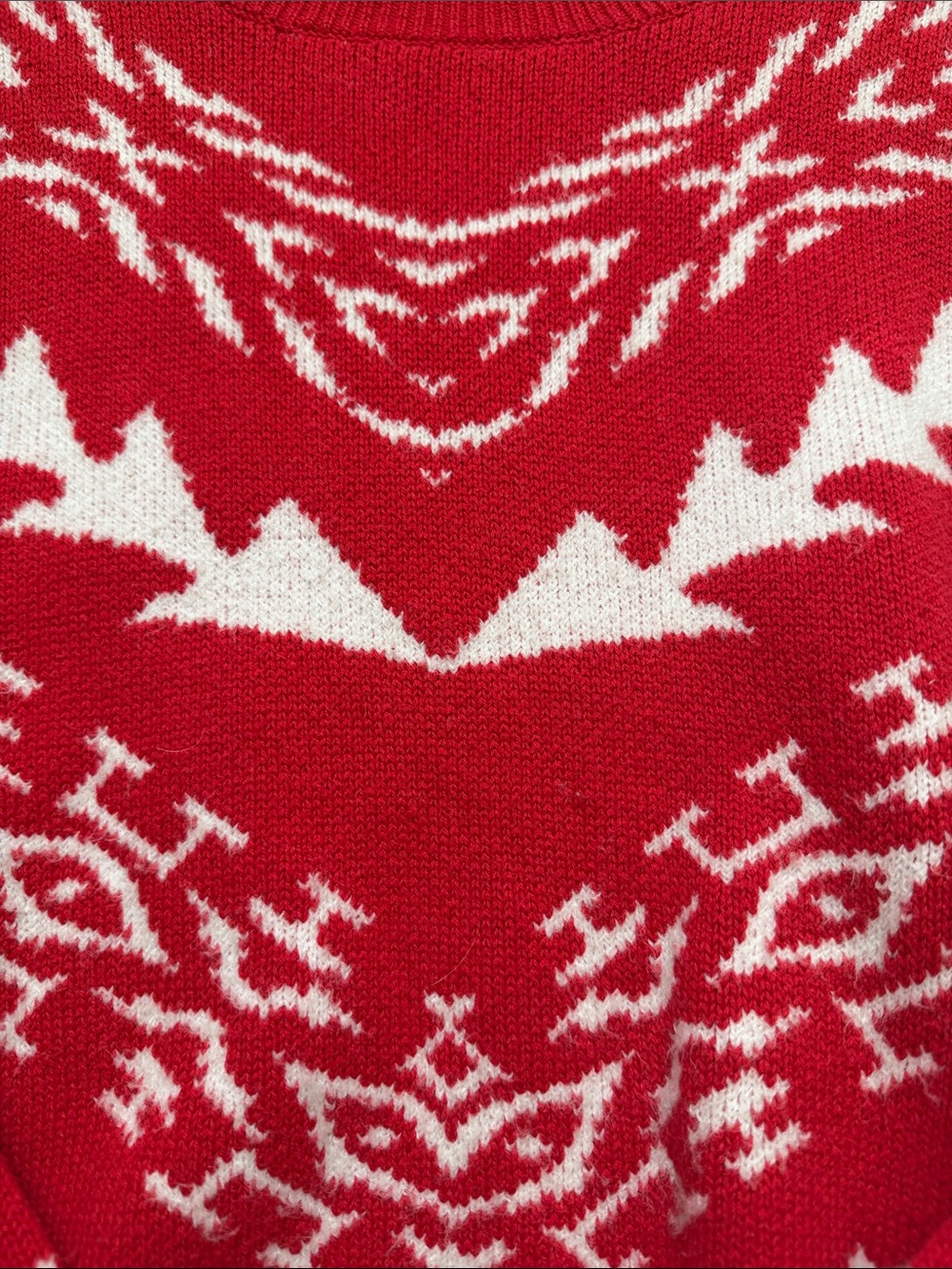 Express & Universal Thread Sweater Bundle - Picture 5 of 7